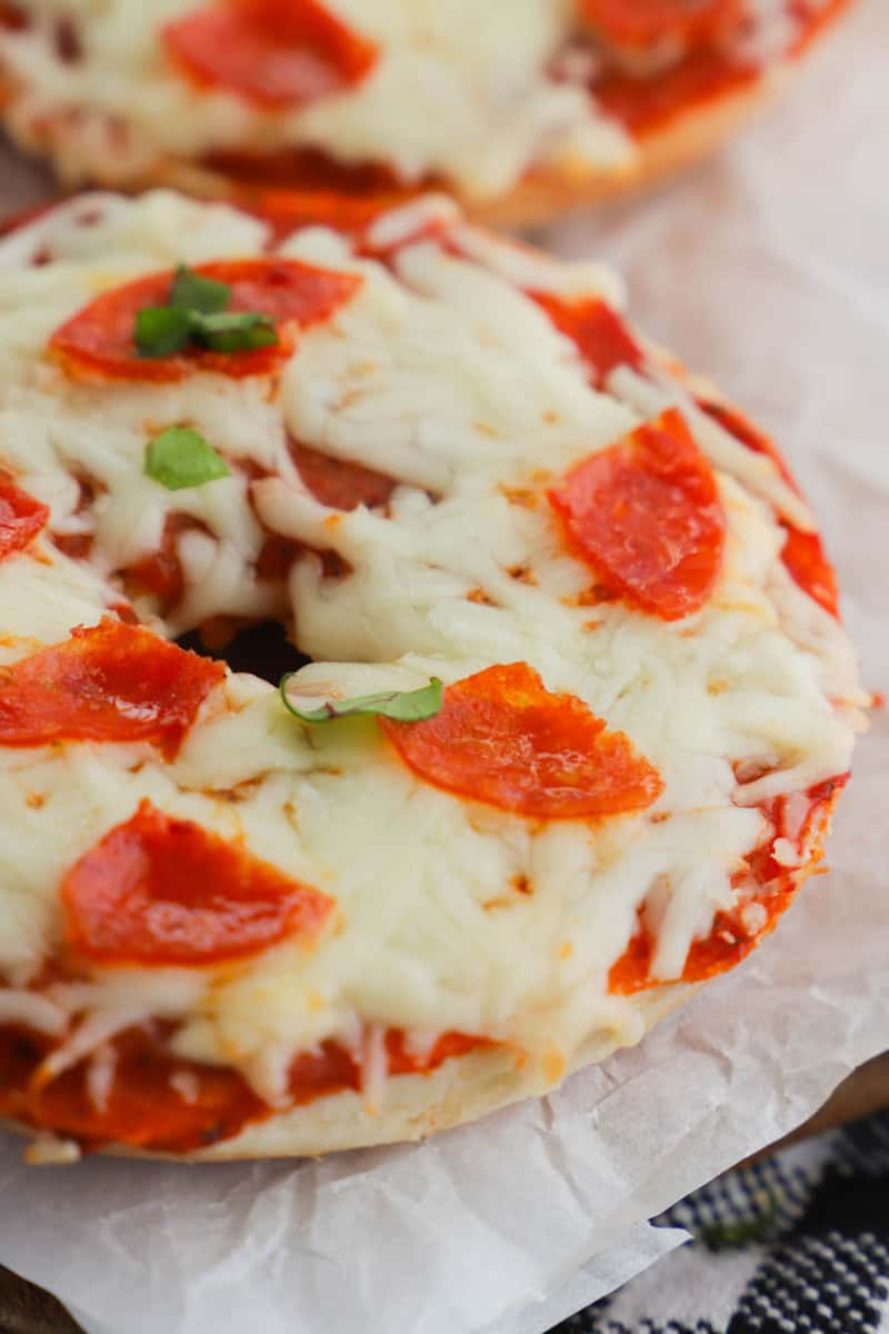 close up of the pizza bagels