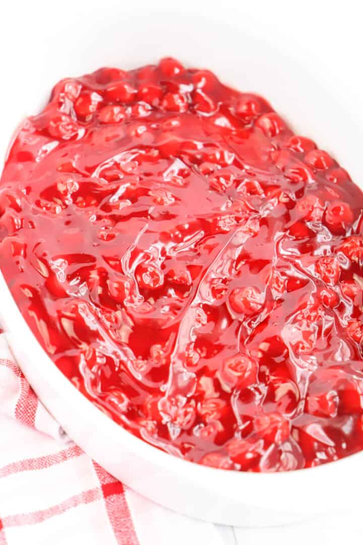 spread the pie filling in the baking dish