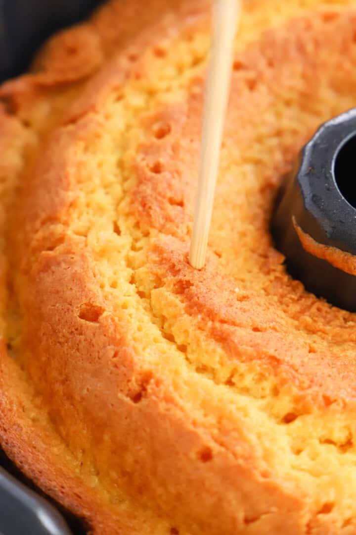 poking holes in baked cake