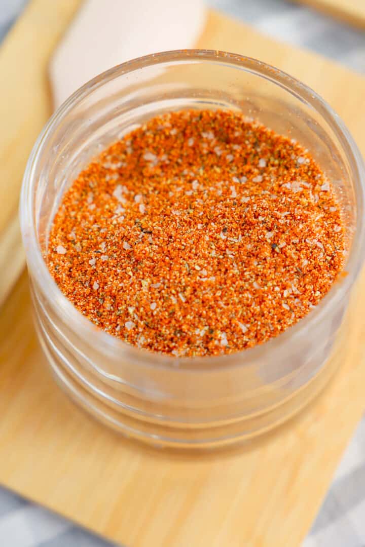 closeup of steak rub in jar.