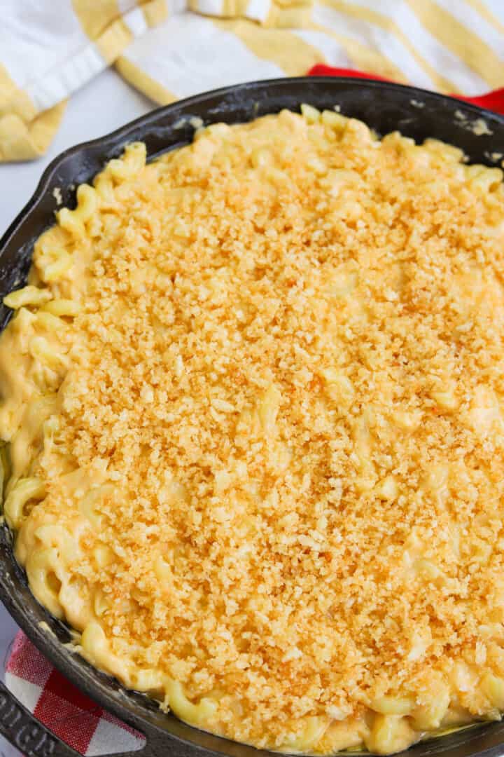 smoked mac and cheese topped with Panko.