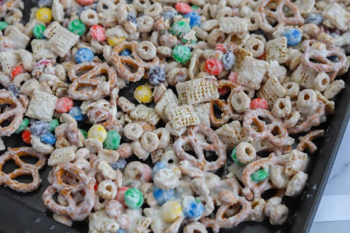 White Trash Recipe (White Chocolate Trail Mix) +VIDEO