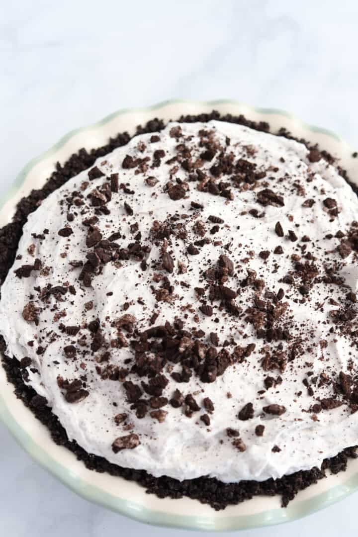 finished pie topped with crushed Oreos.