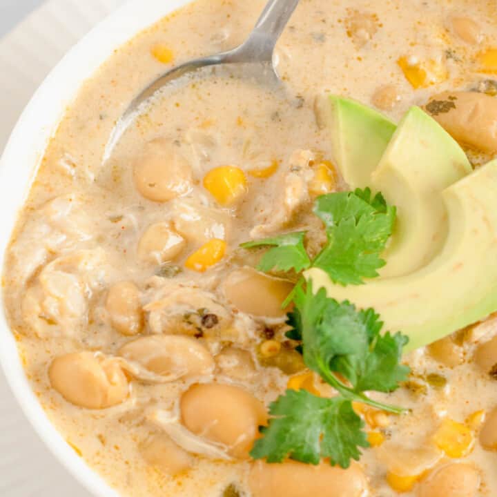 Slow Cooker Chicken Chili • The Diary of a Real Housewife