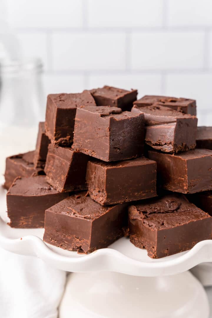 closeup of microwave fudge on serving plate.