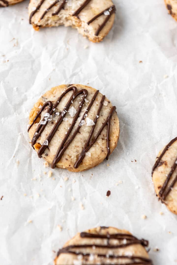 Walnut Shortbread Cookies