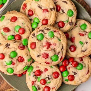 Christmas M&M Cookies