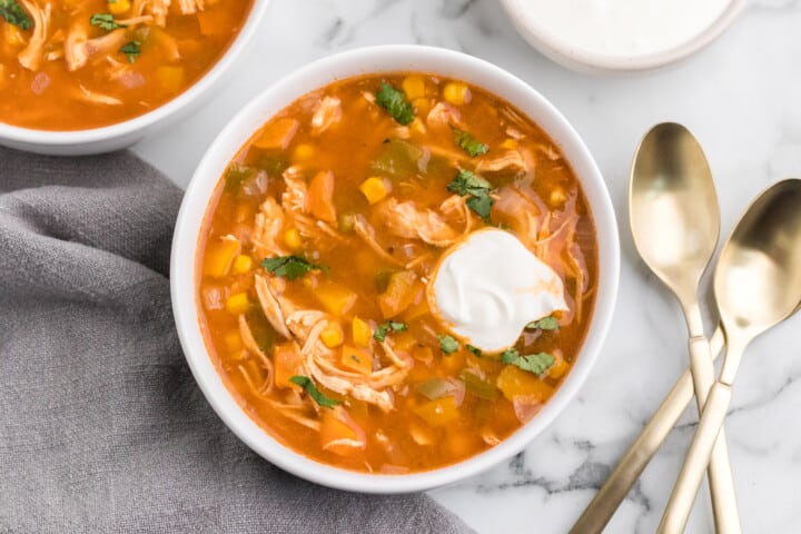 closeup of chicken fajita soup.