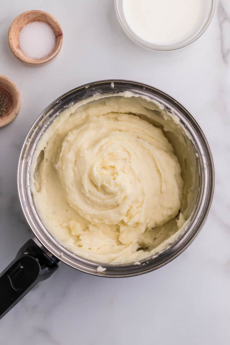 Buttermilk Mashed Potatoes • The Diary of a Real Housewife