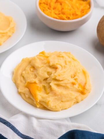 Cheesy Mashed Potatoes