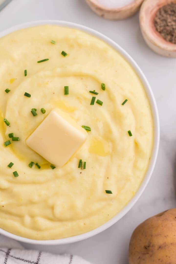 closeup picture of the mashed potatoes.