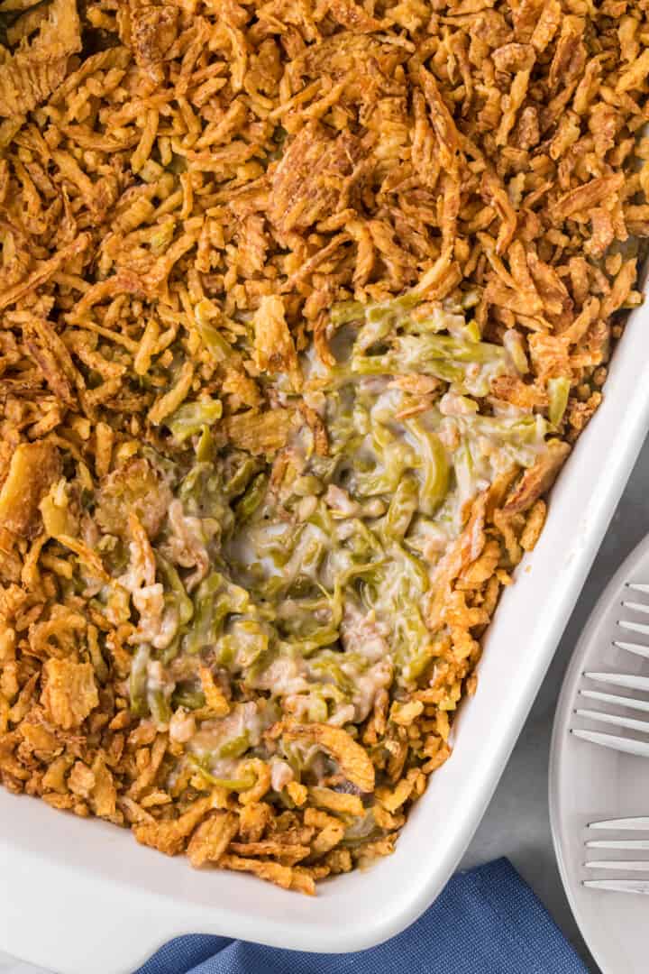 green bean casserole closeup picture.