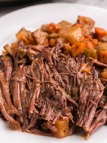 https://www.thediaryofarealhousewife.com/wp-content/uploads/2023/09/Slow-Cooker-Pot-Roast-20-360x480.jpg