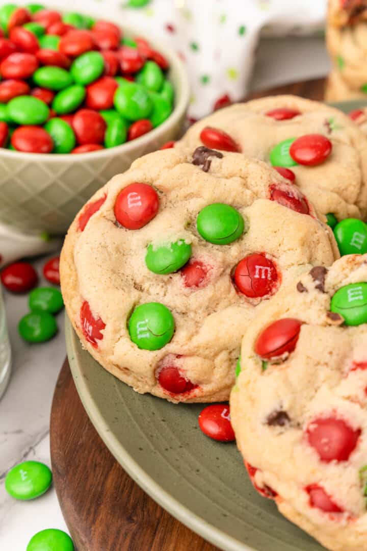 cookies on a green plate.