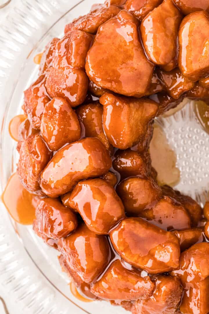 closeup of Monkey Bread on glass tray.