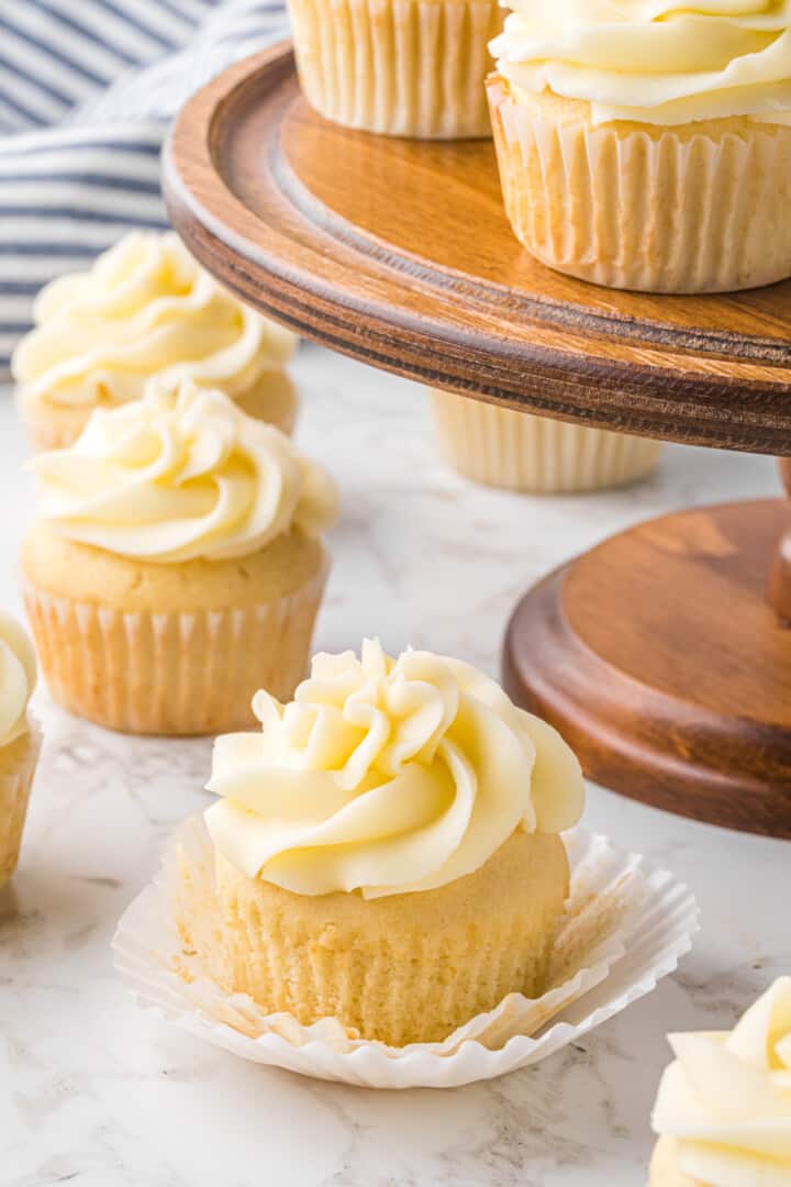 cupcakes set up on a serving tray.