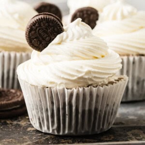 Oreo Cheesecake Bites