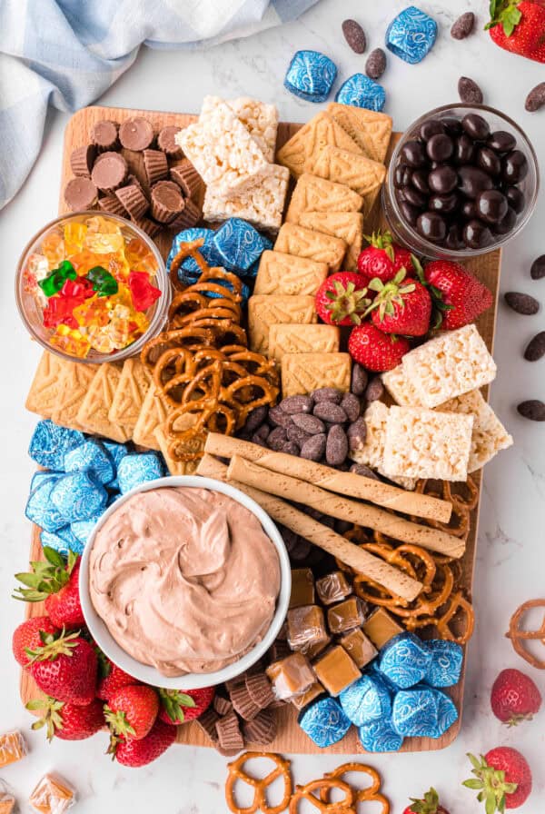 dessert charcuterie board