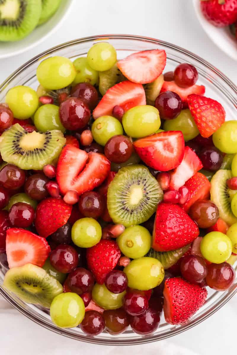 closeup of the fruit in the large glass bowl.