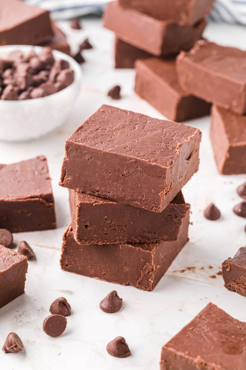 slices of the fudge stacked on top of each other.