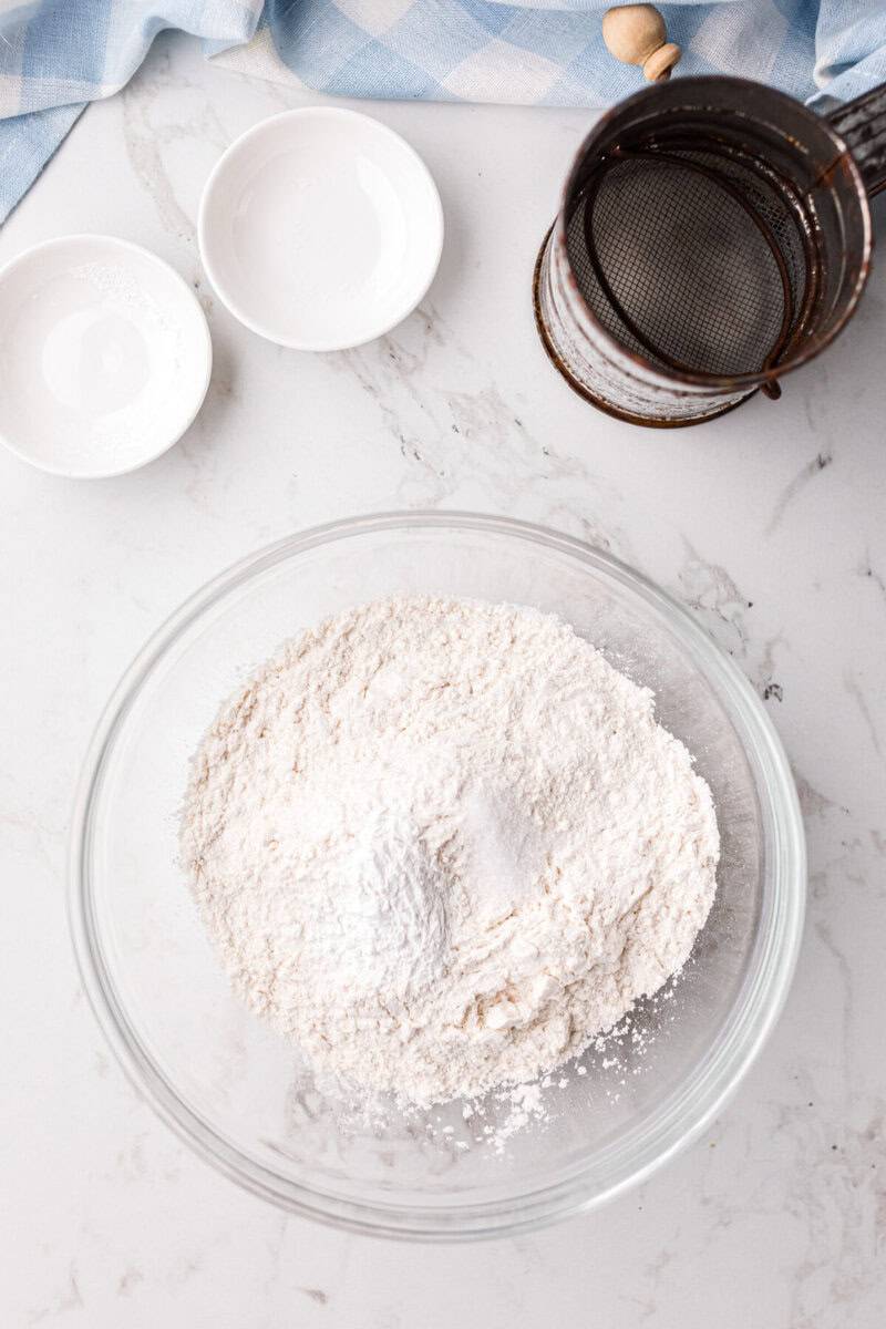 dry ingredients for the cupcakes in a large clear bowl.