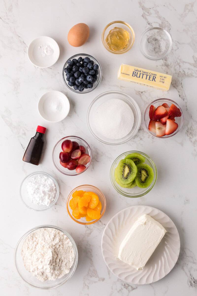 ingredients for the fruit pizza.