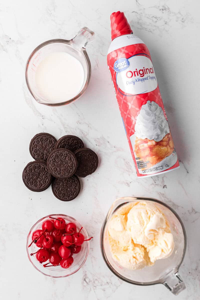 ingredients for the Oreo Milkshake.