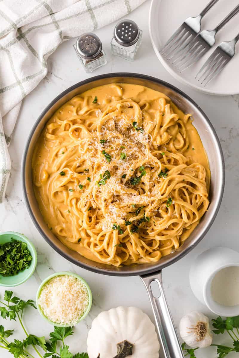 top-down view of the pumpkin pasta in the pan.