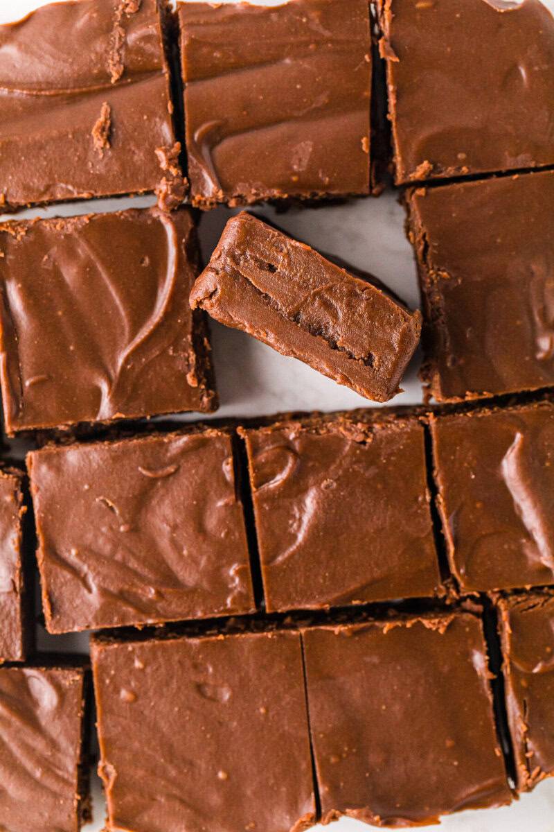 piece of the fudge upturned on it's side in the dish.