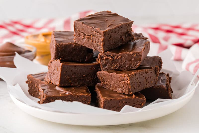 2 Ingredient Fudge staked on a white plate