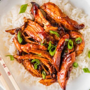 slow cooker orange chicken a plate