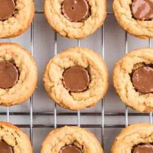 cookie cups on rack