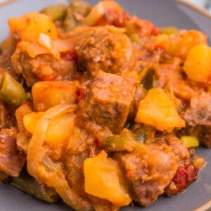 Slow Cooker Steak and Potatoes