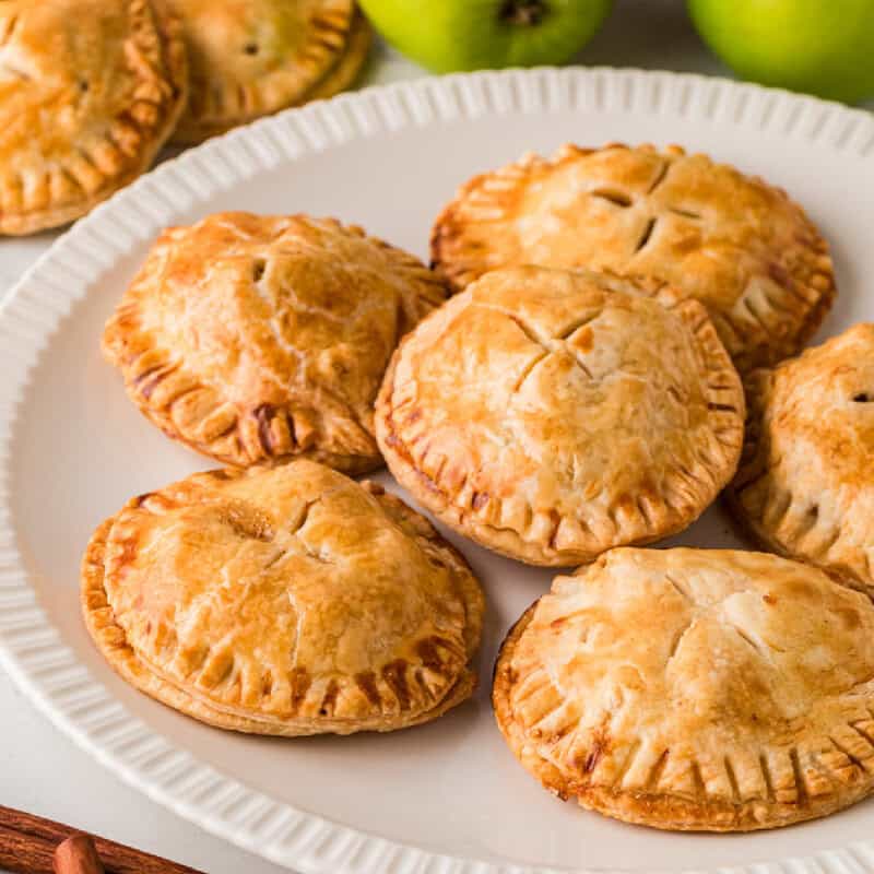 plate of the apple pie cookies.